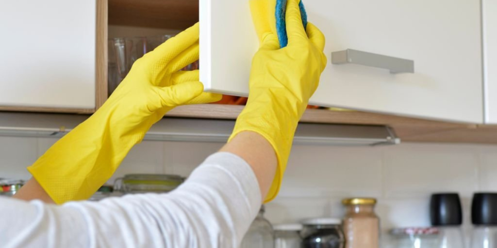 Kitchen Cabinet